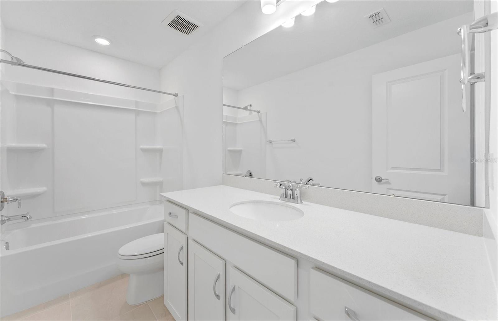 37385 CLINCH CIR