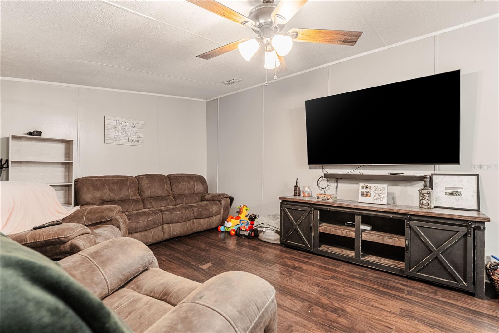 7309 RYMAN LOOP