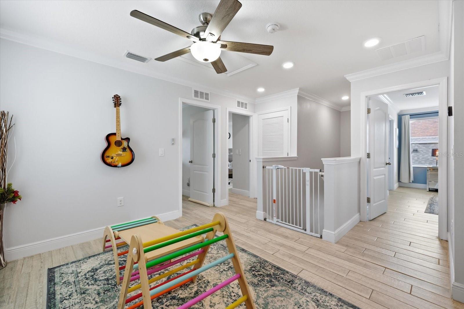 10519 WHISPERING HAMMOCK DR
