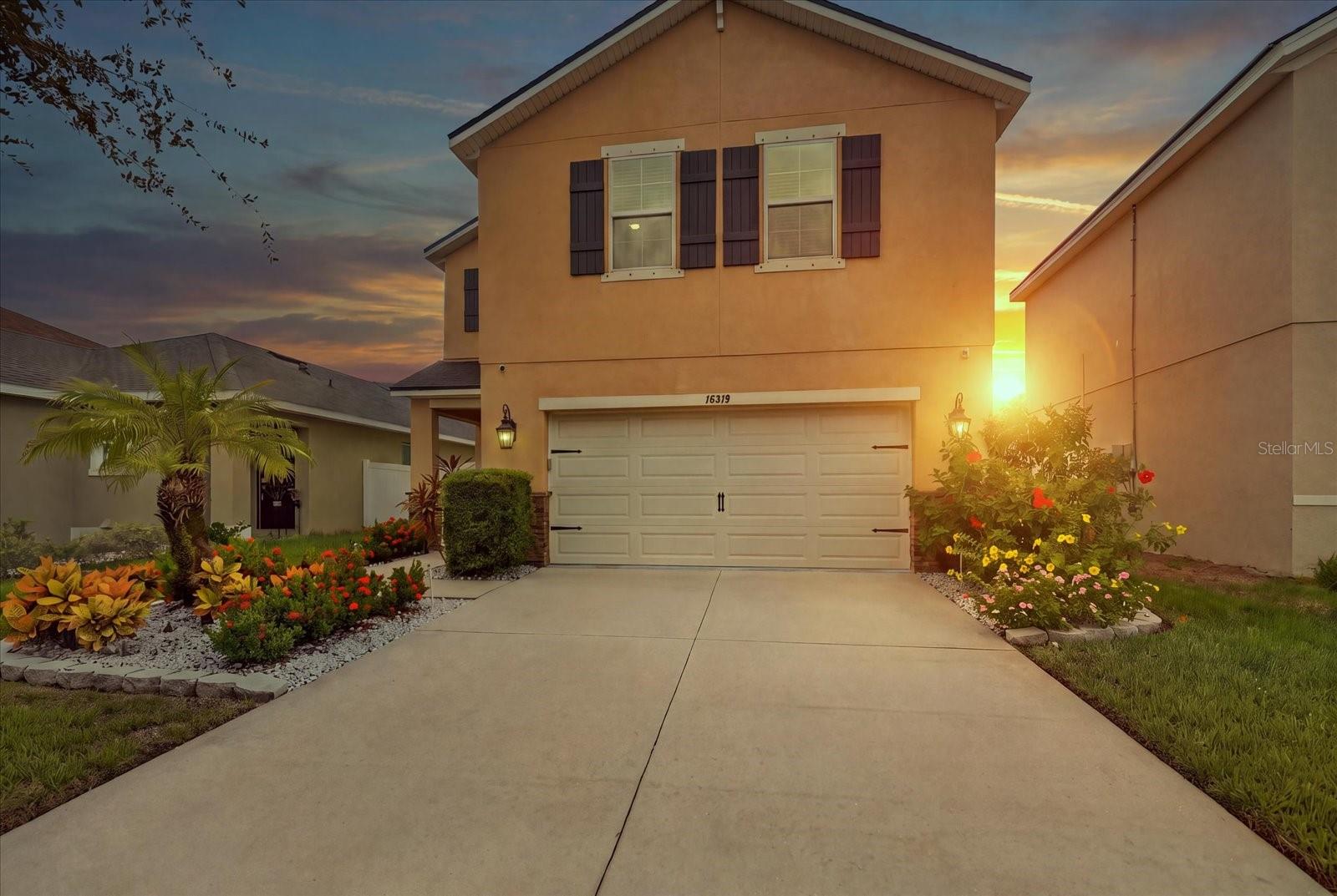 10519 WHISPERING HAMMOCK DR