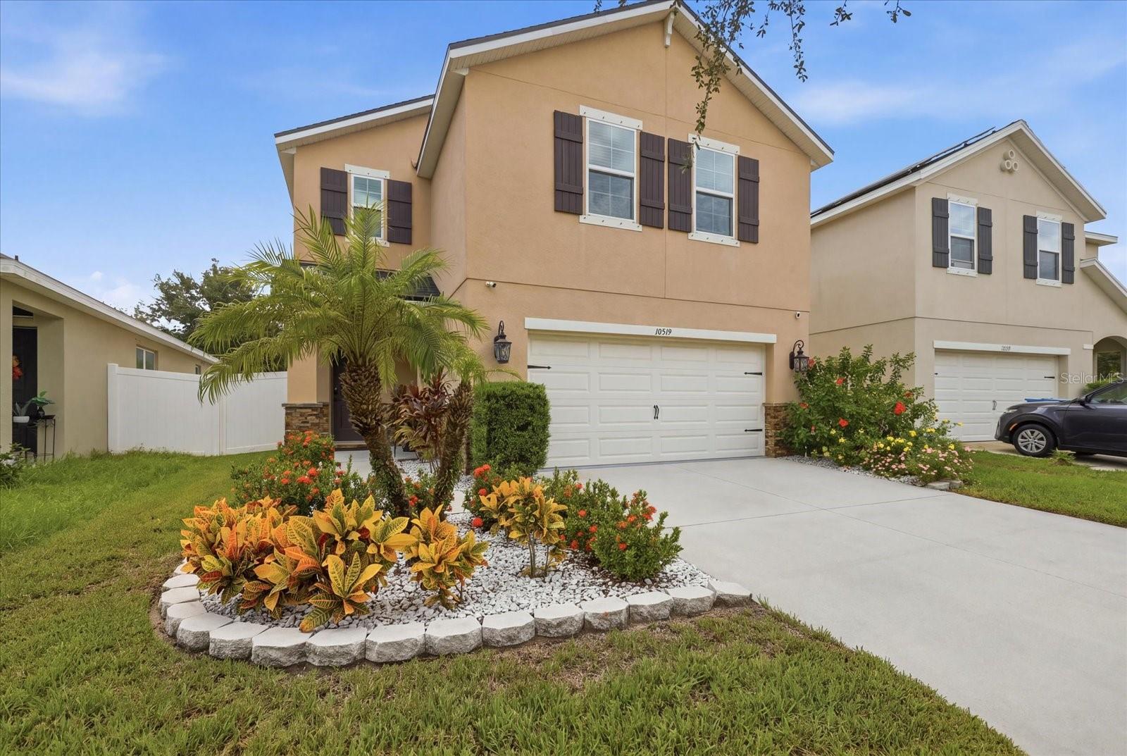 10519 WHISPERING HAMMOCK DR