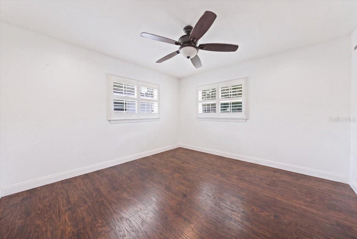 3004 W MARLIN AVE