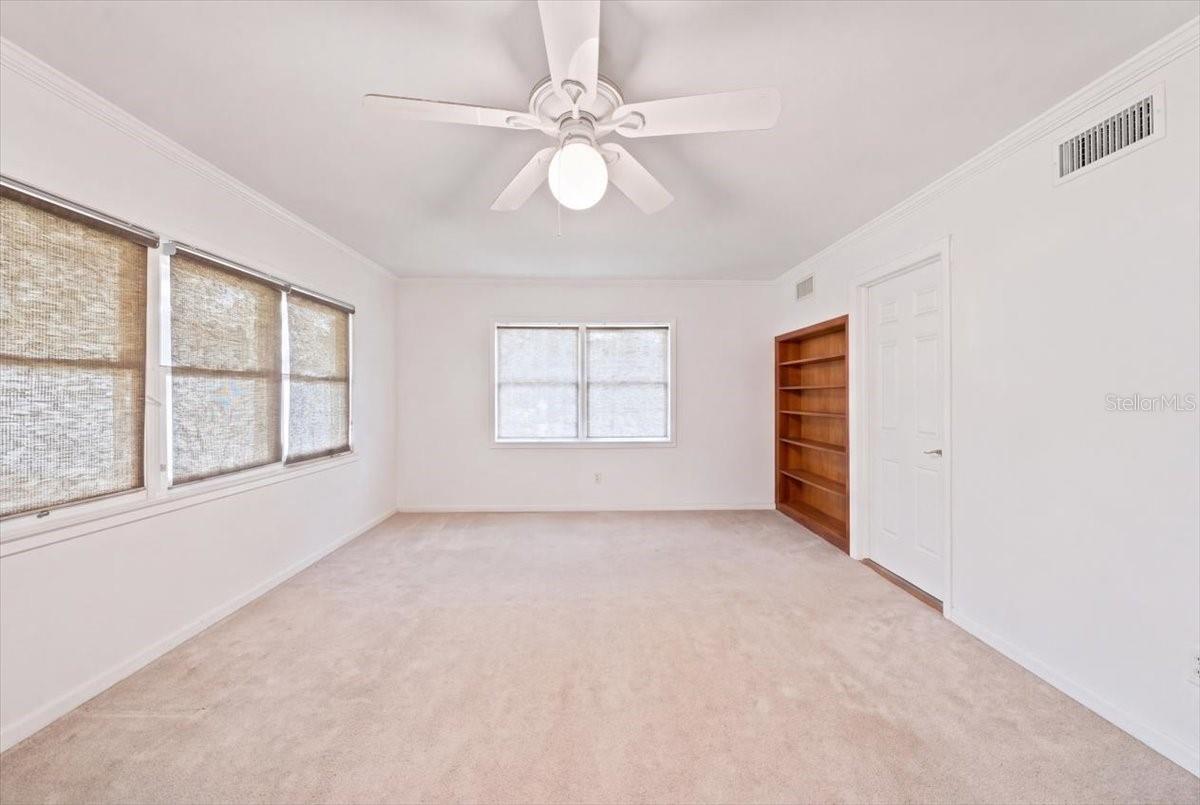 3004 W MARLIN AVE