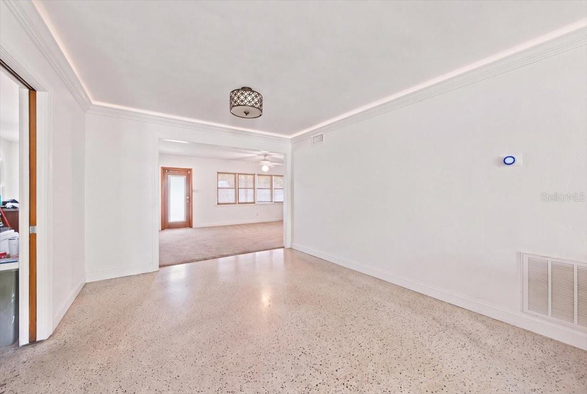 3004 W MARLIN AVE