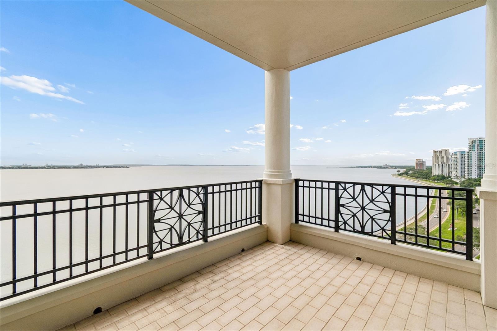 3203 BAYSHORE BLVD #1202