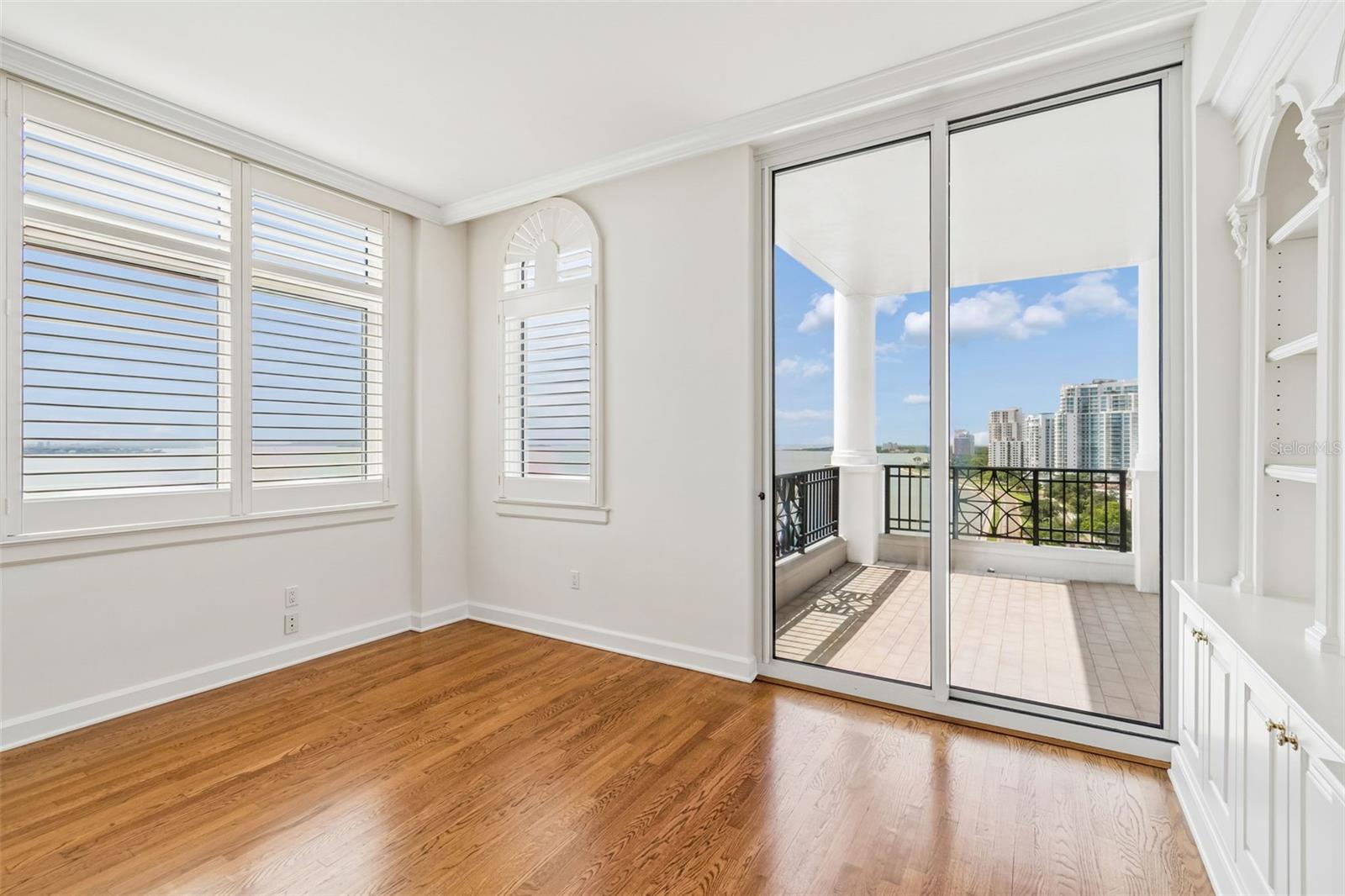 3203 BAYSHORE BLVD #1202