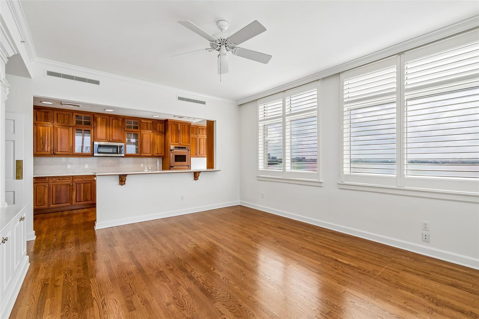 3203 BAYSHORE BLVD #1202