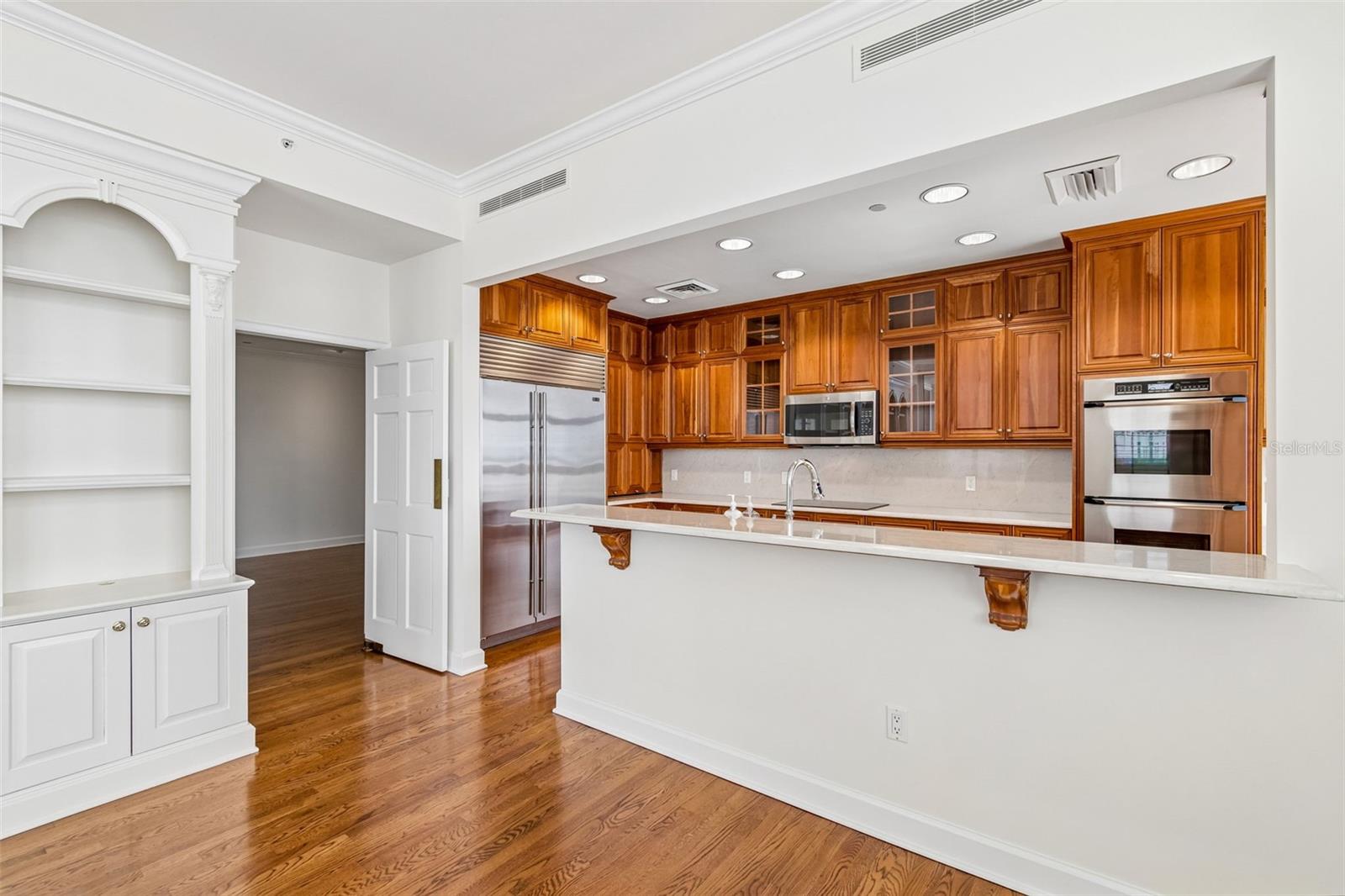 3203 BAYSHORE BLVD #1202