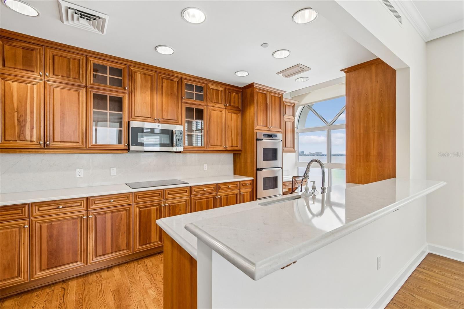 3203 BAYSHORE BLVD #1202