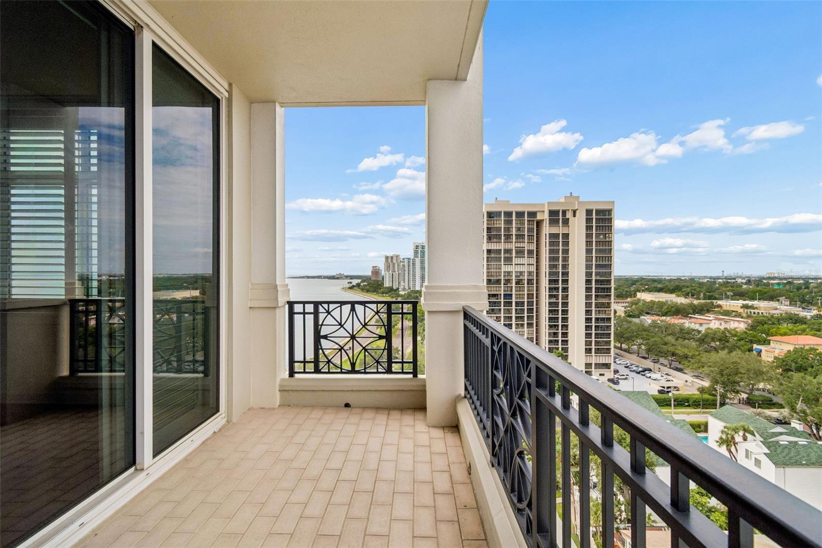 3203 BAYSHORE BLVD #1202