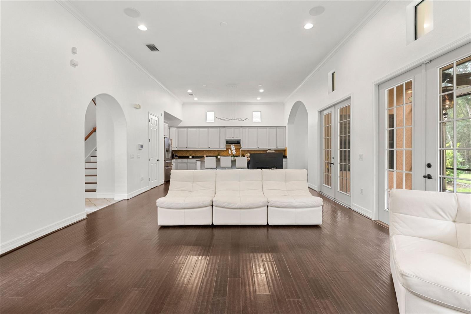 8264 DUNHAM STATION DR
