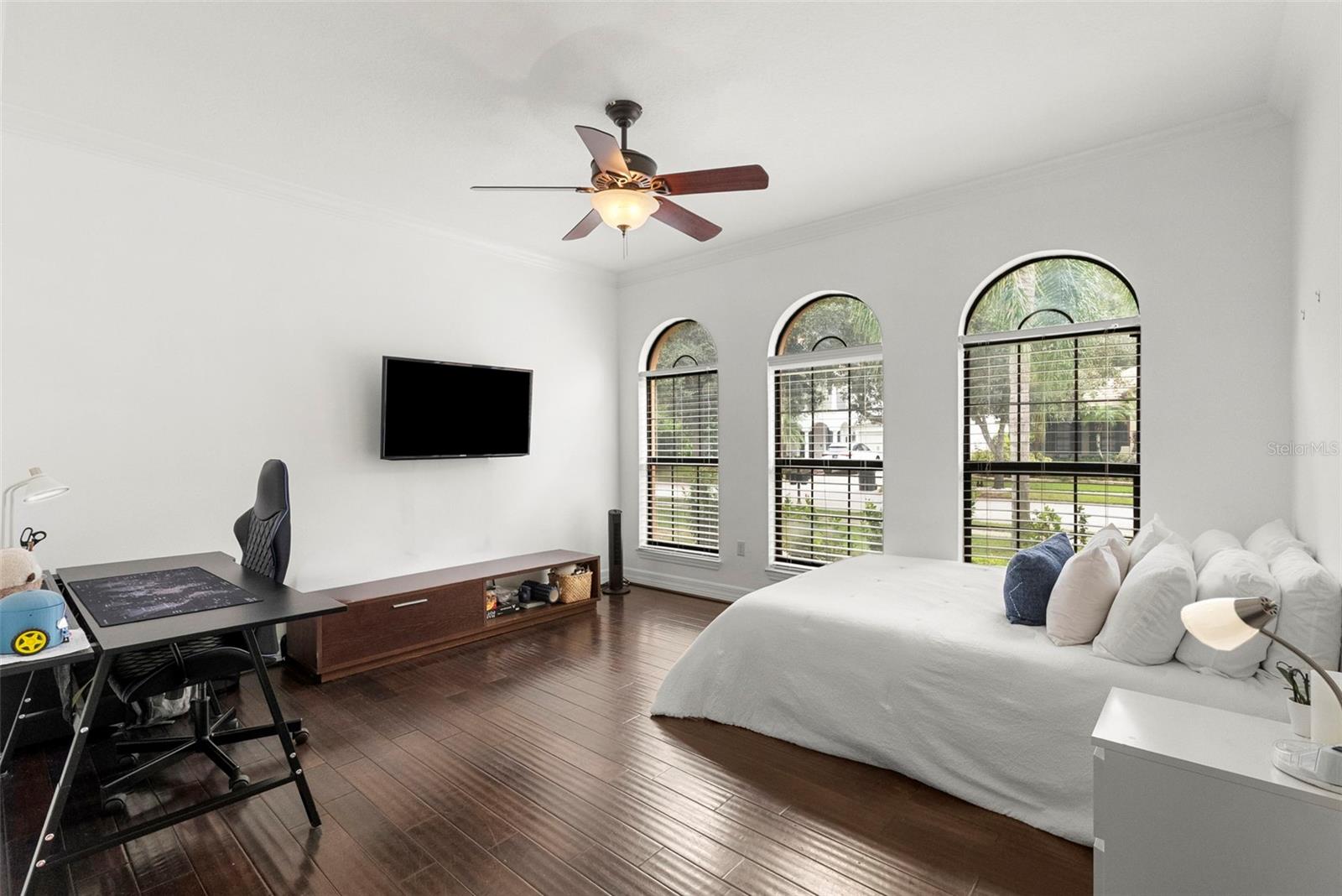 8264 DUNHAM STATION DR