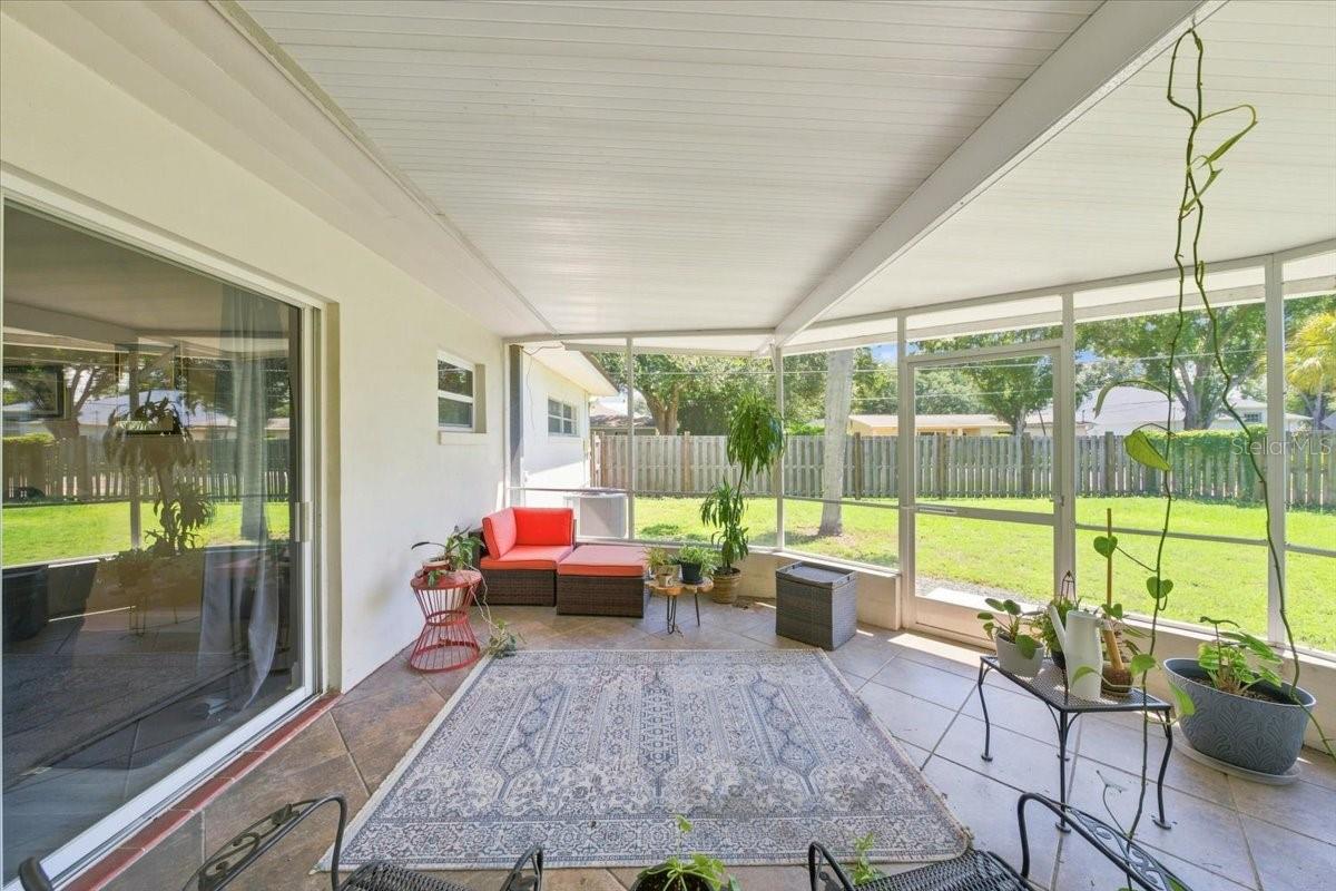 3002 W MARLIN AVE
