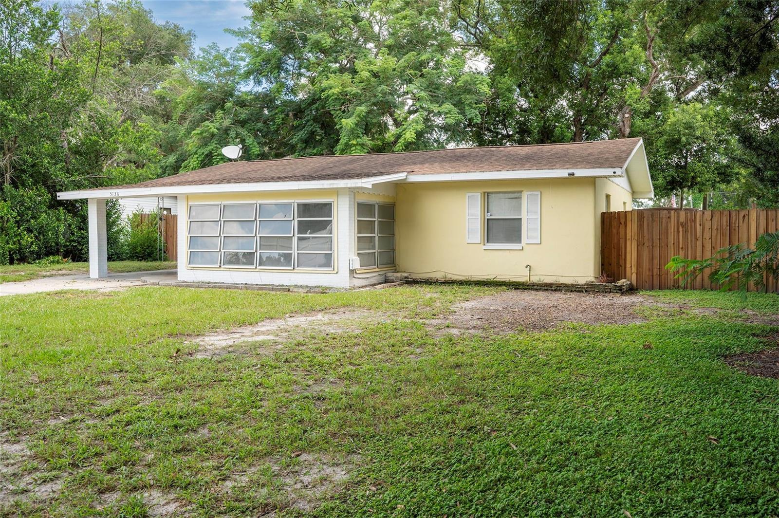5136 STUDIO DR