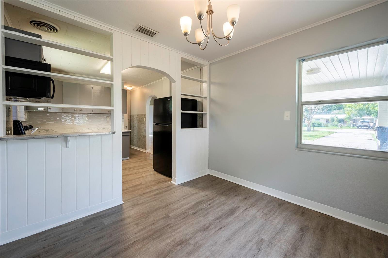5136 STUDIO DR