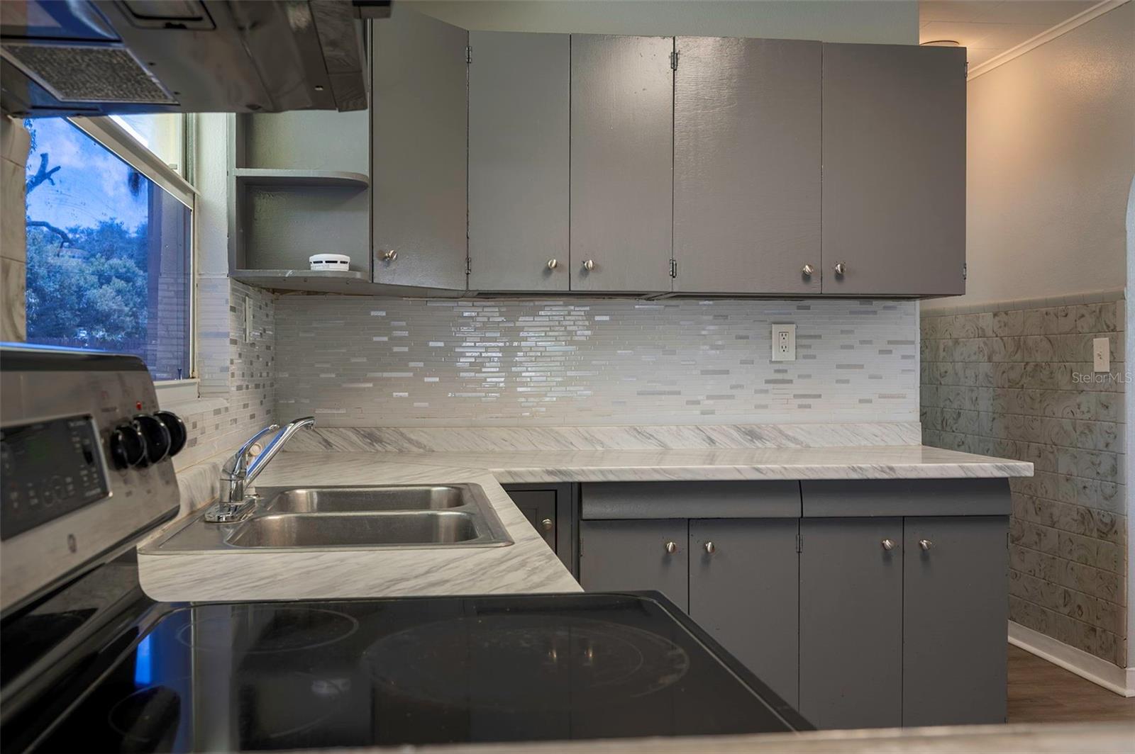 5136 STUDIO DR