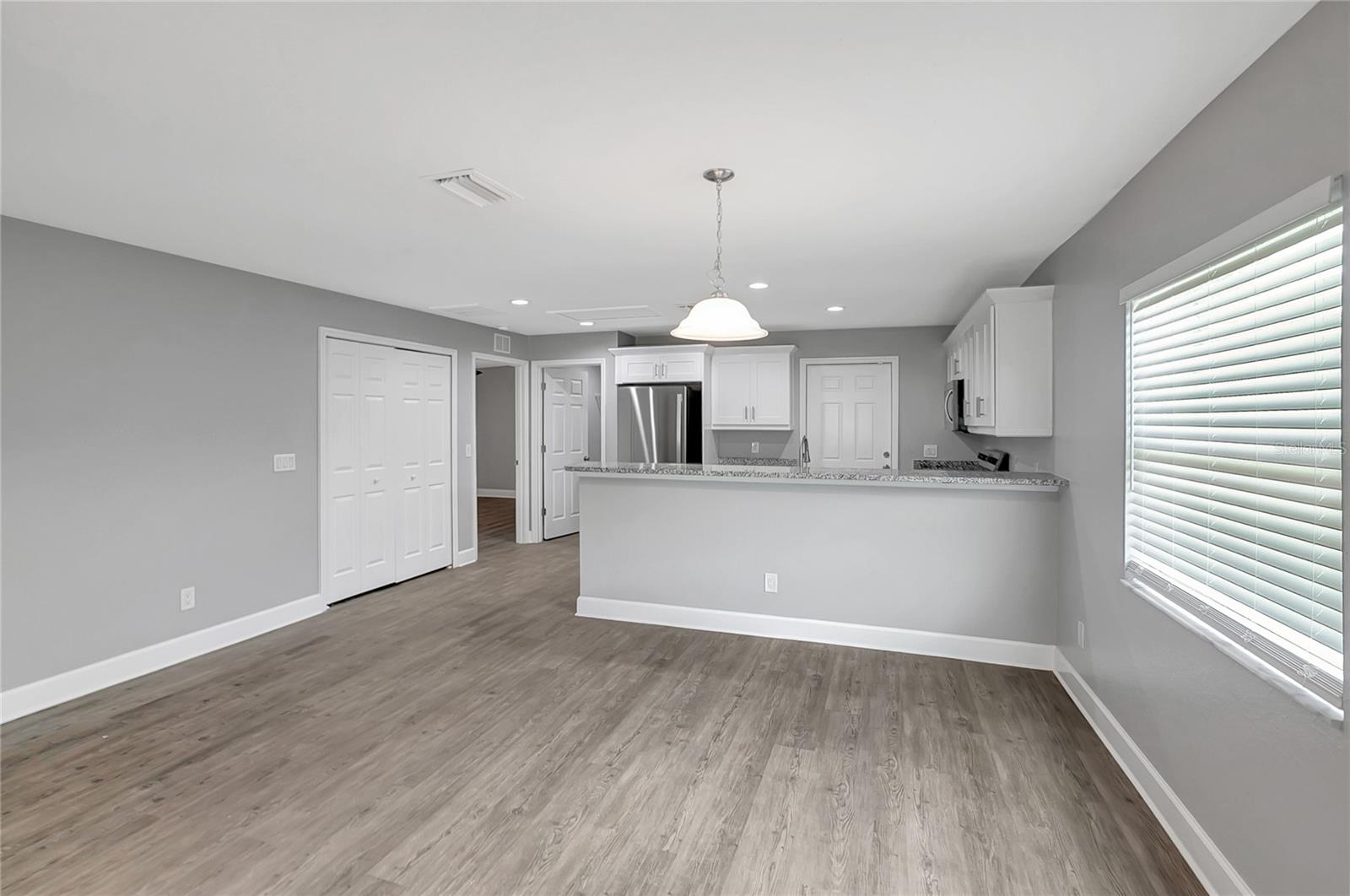 1209 E OHIO ST