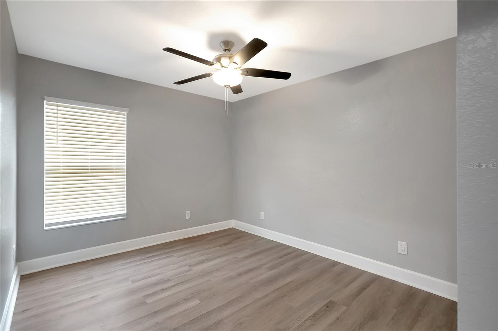1209 E OHIO ST
