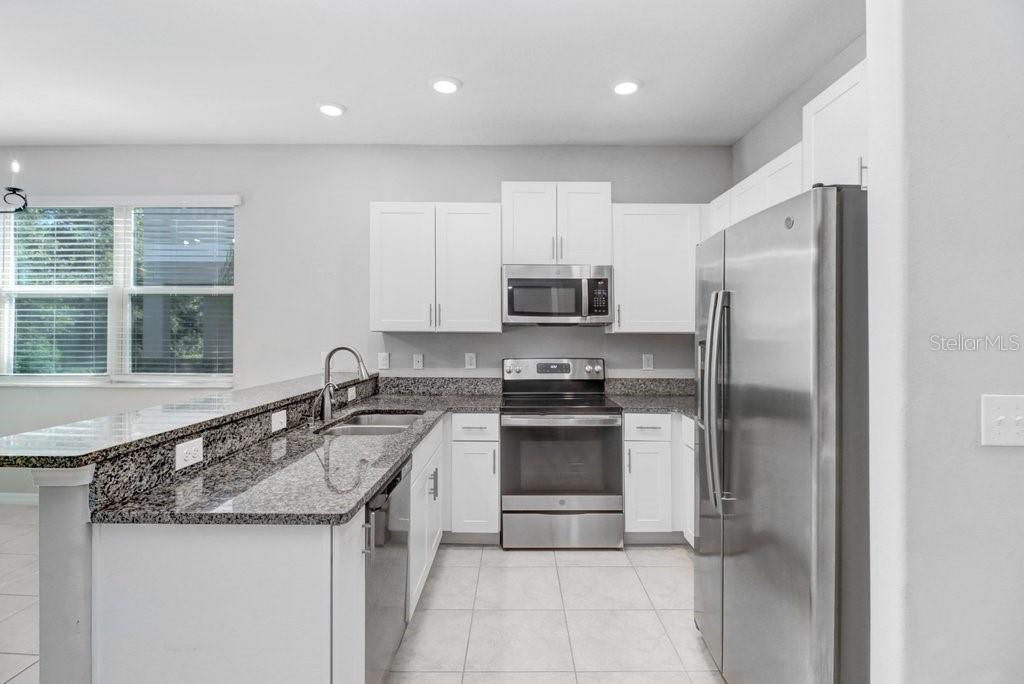 9536 PEMBROOKE PINES DR