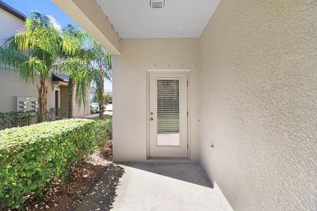 9536 PEMBROOKE PINES DR