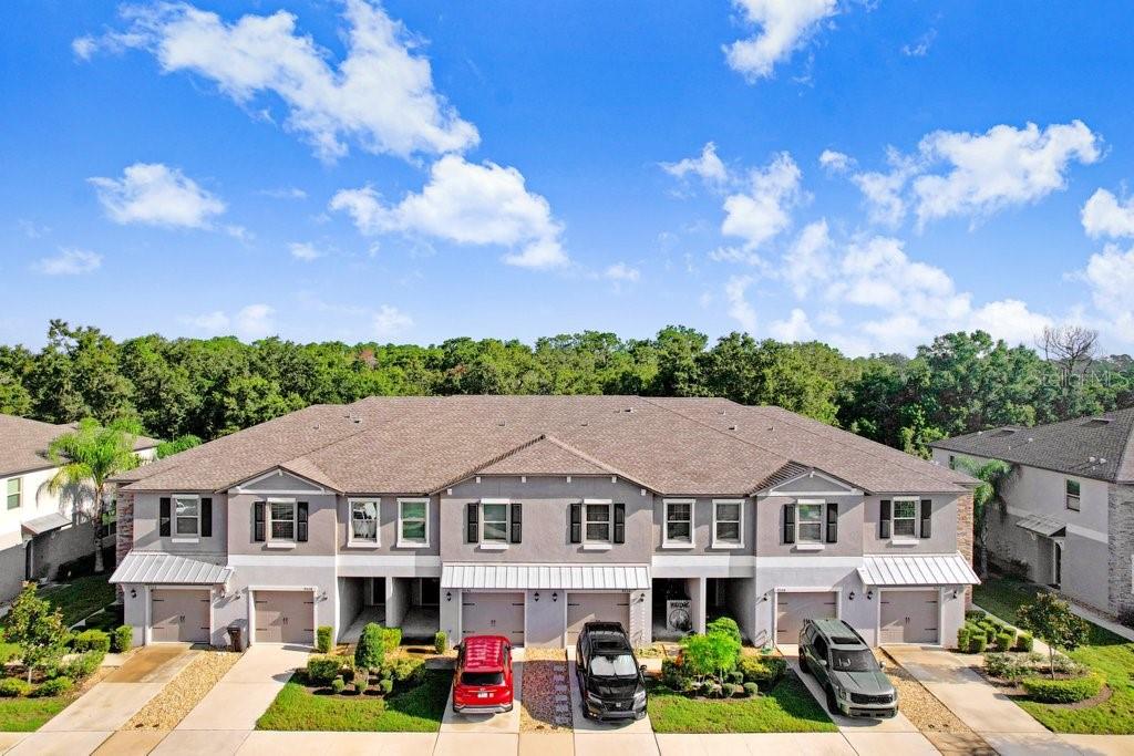 9536 PEMBROOKE PINES DR