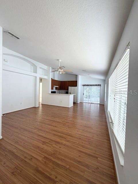 2931 WALNUT GROVE CT
