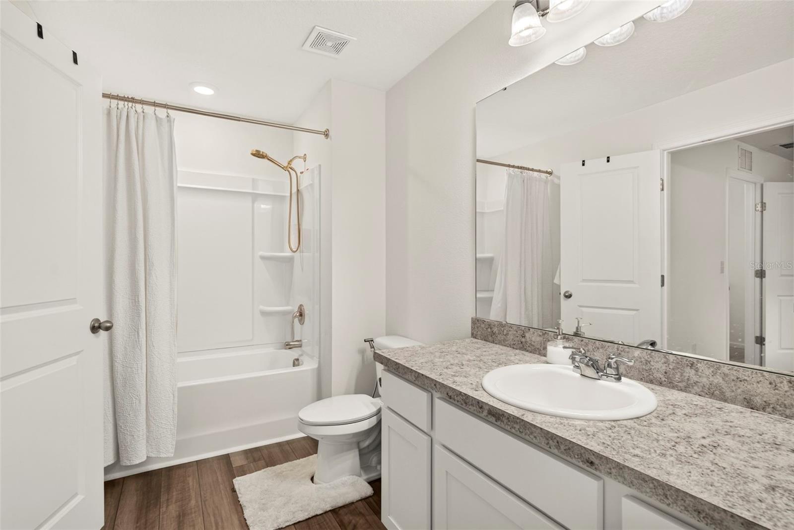6264 BUCKET CT