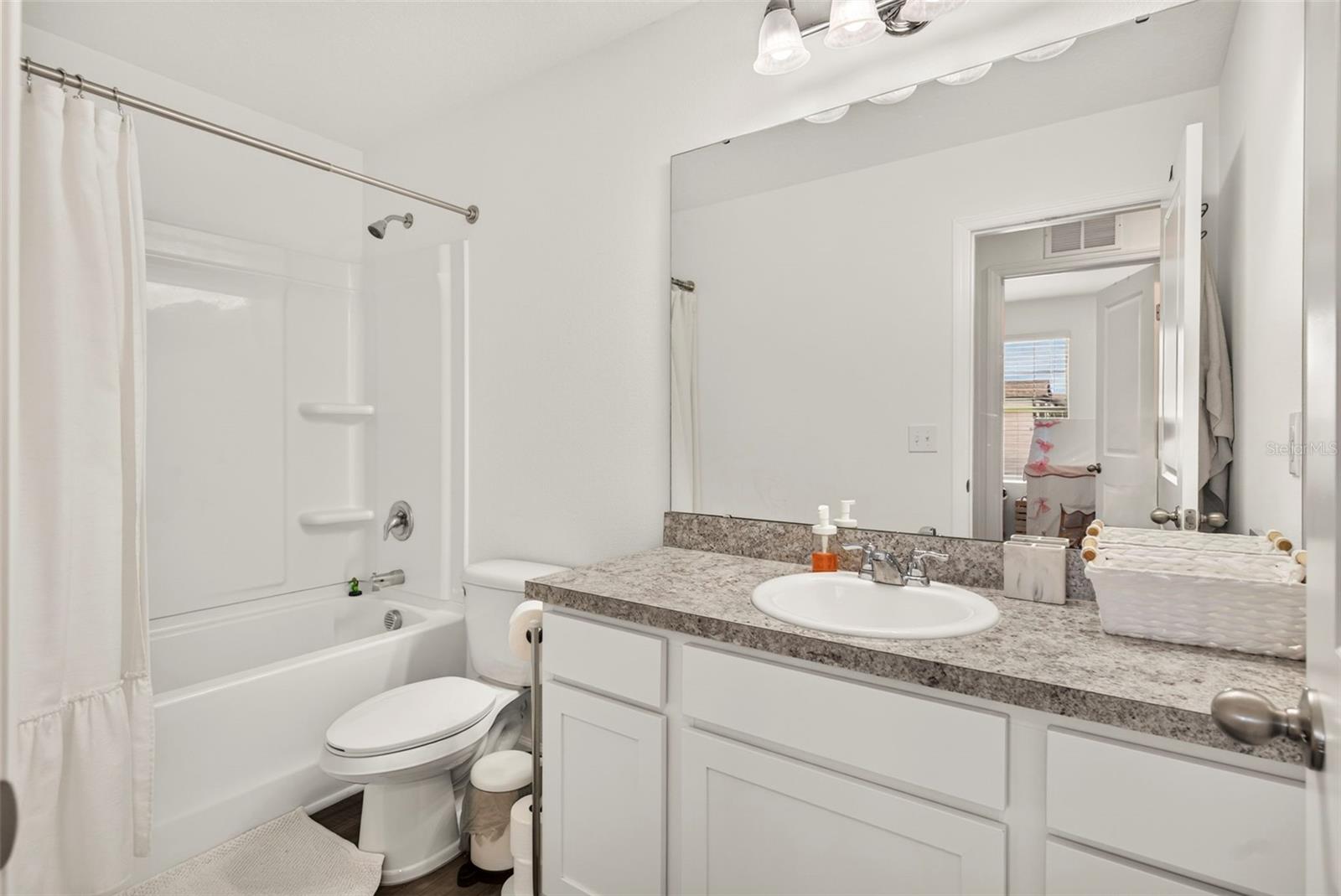 6264 BUCKET CT