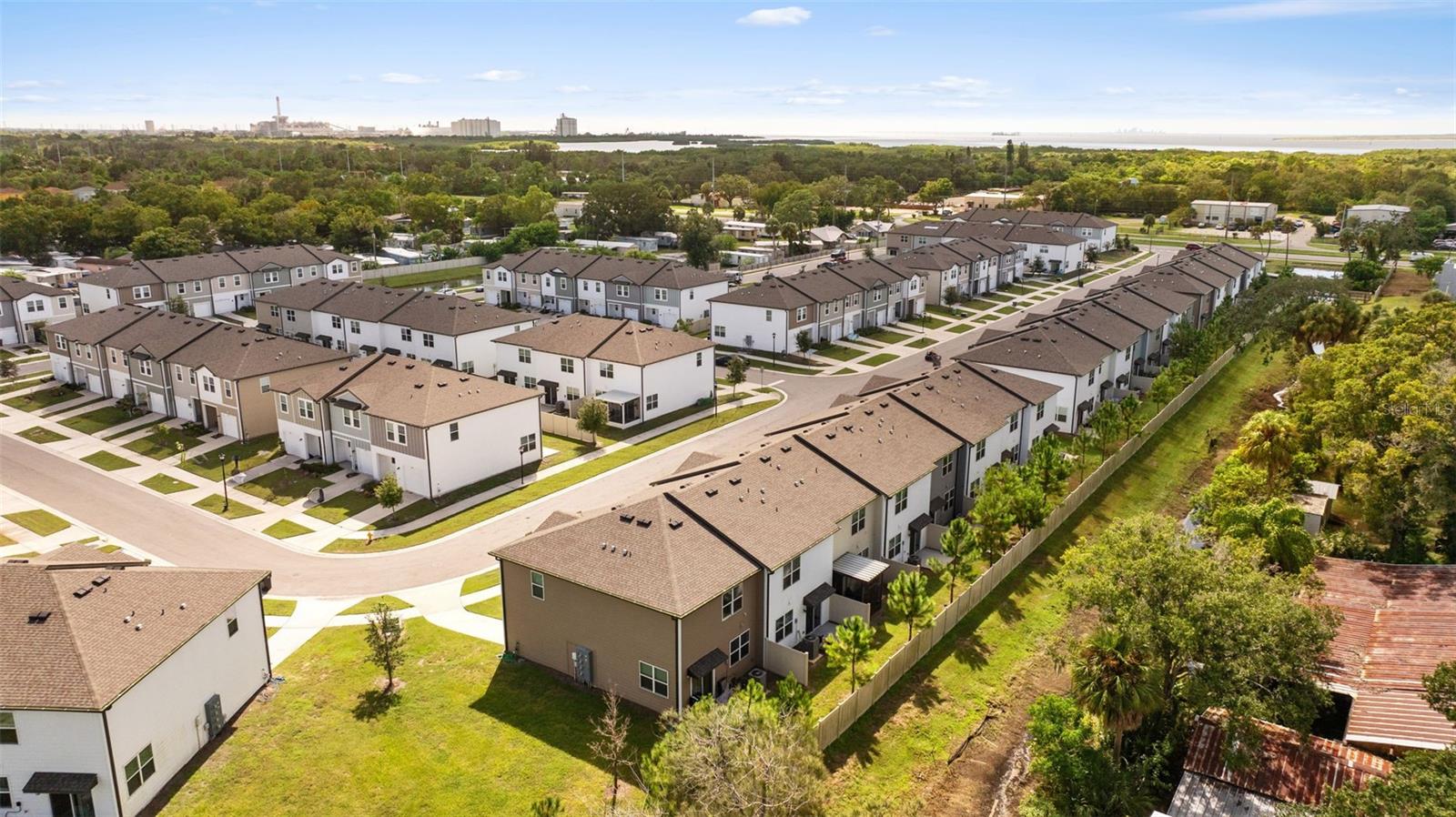 6264 BUCKET CT