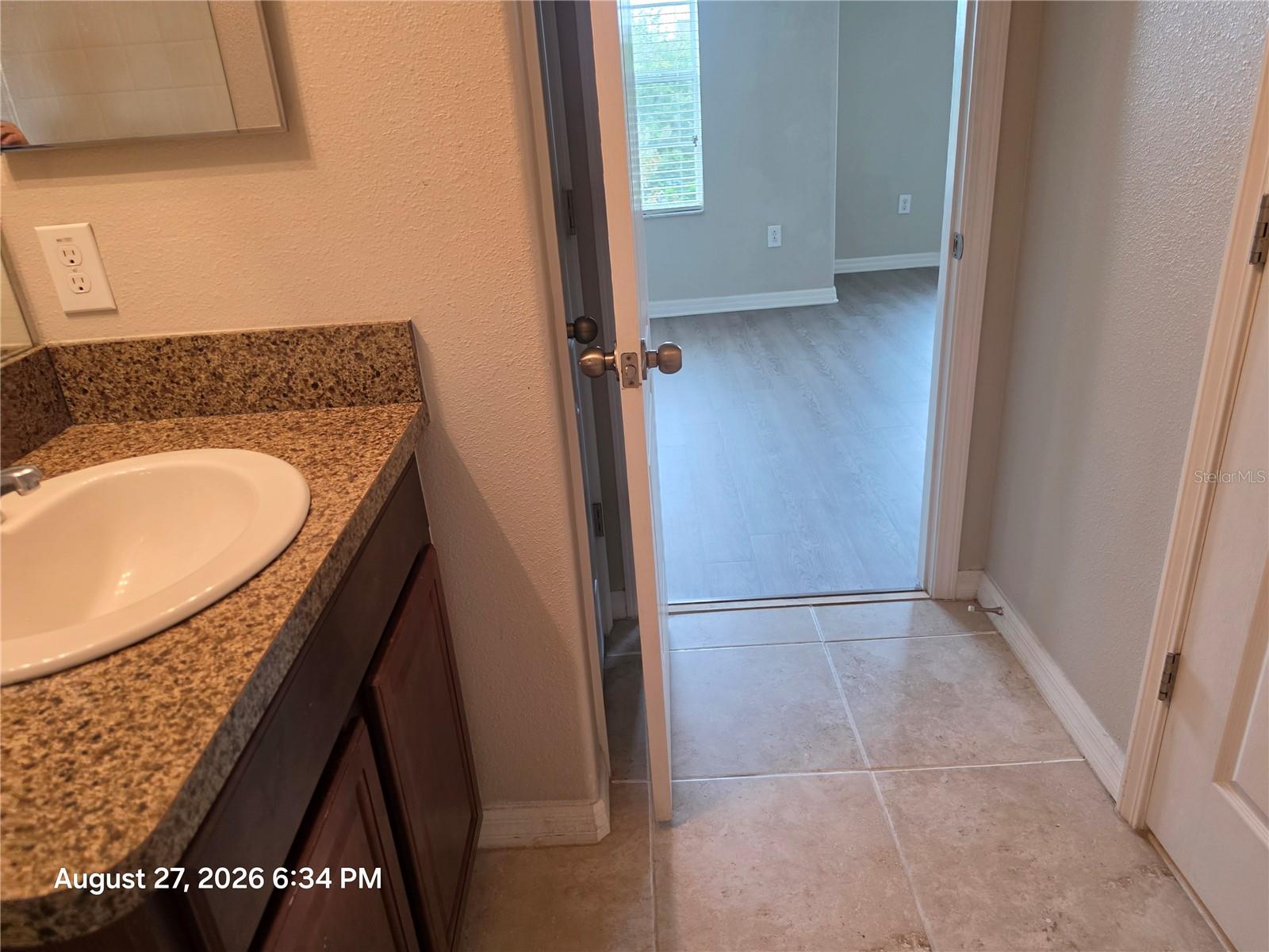 2110 GOLDEN FALCON DR