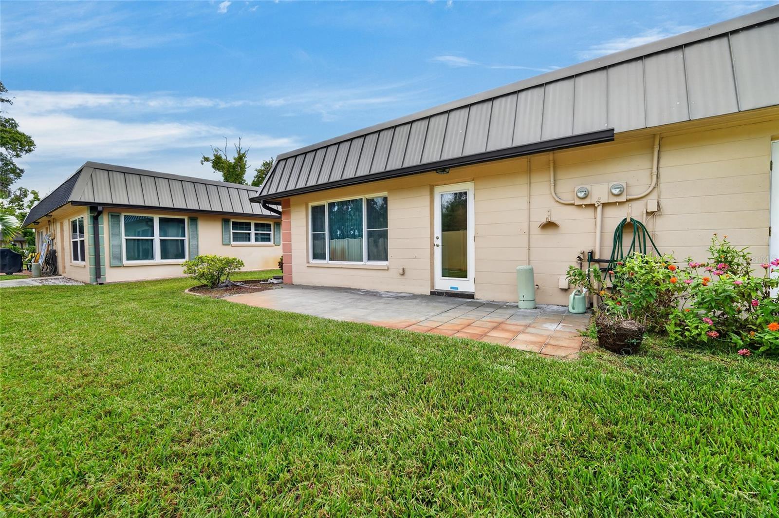 4217 STRATFORD DR #0