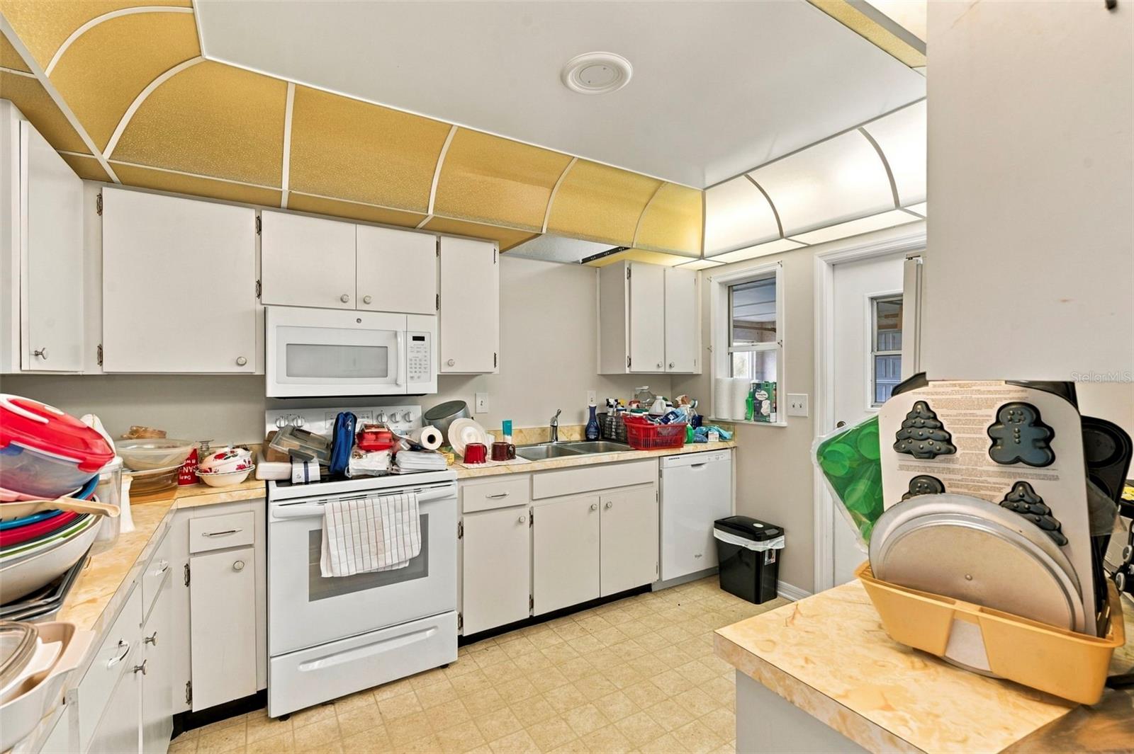 309 GREEN MANOR DR