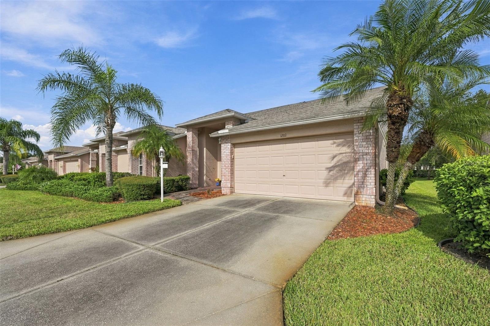 1202 WOLFORD DR