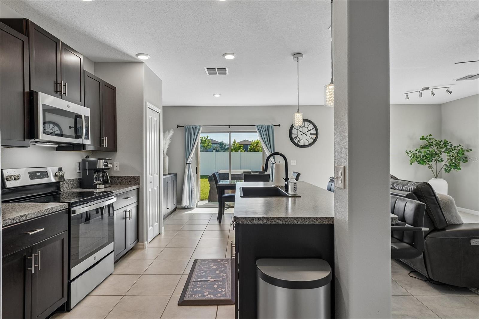 4714 RON EDDIE PL