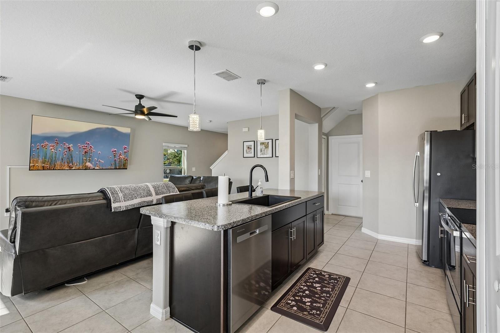 4714 RON EDDIE PL