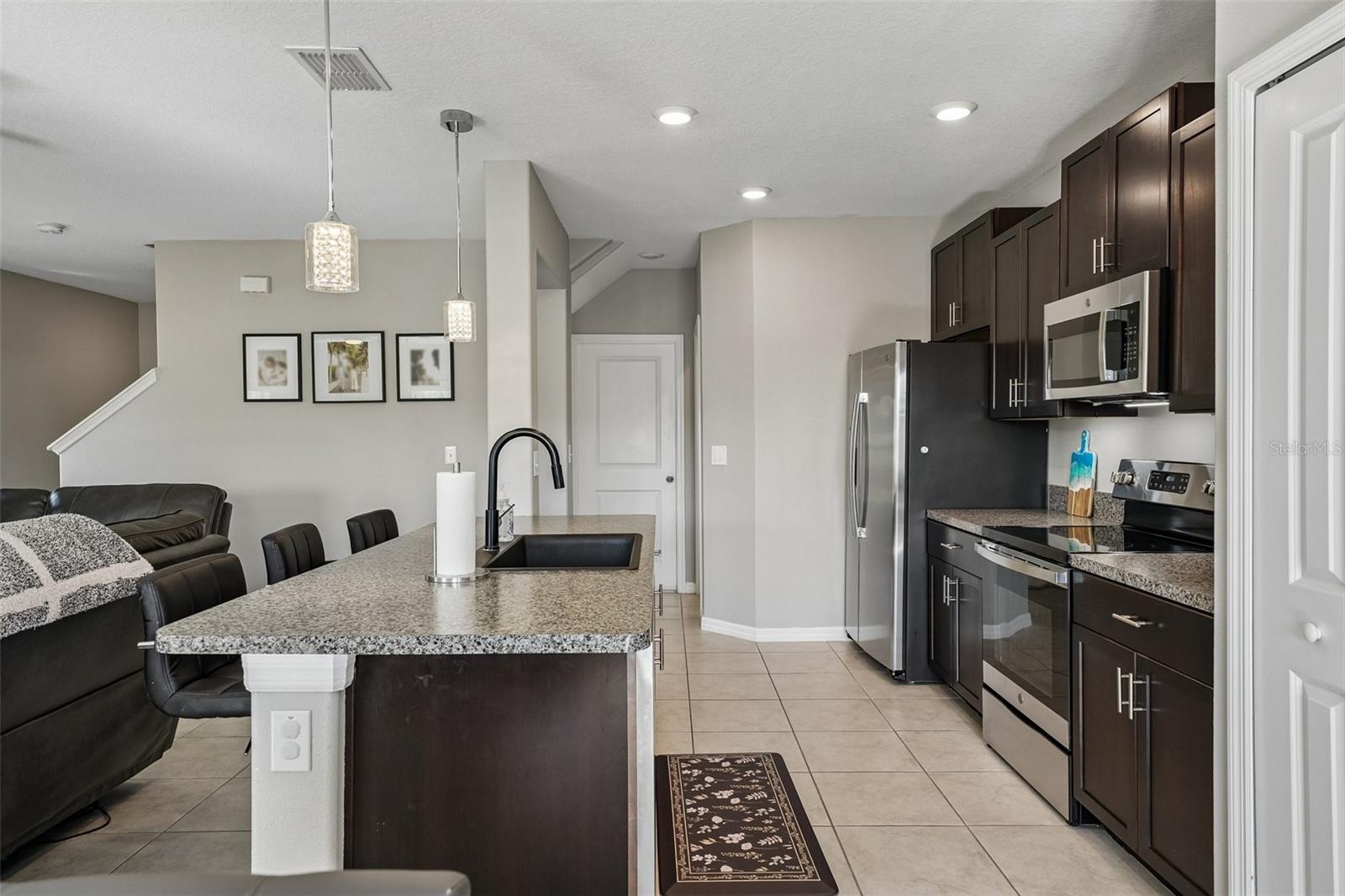 4714 RON EDDIE PL