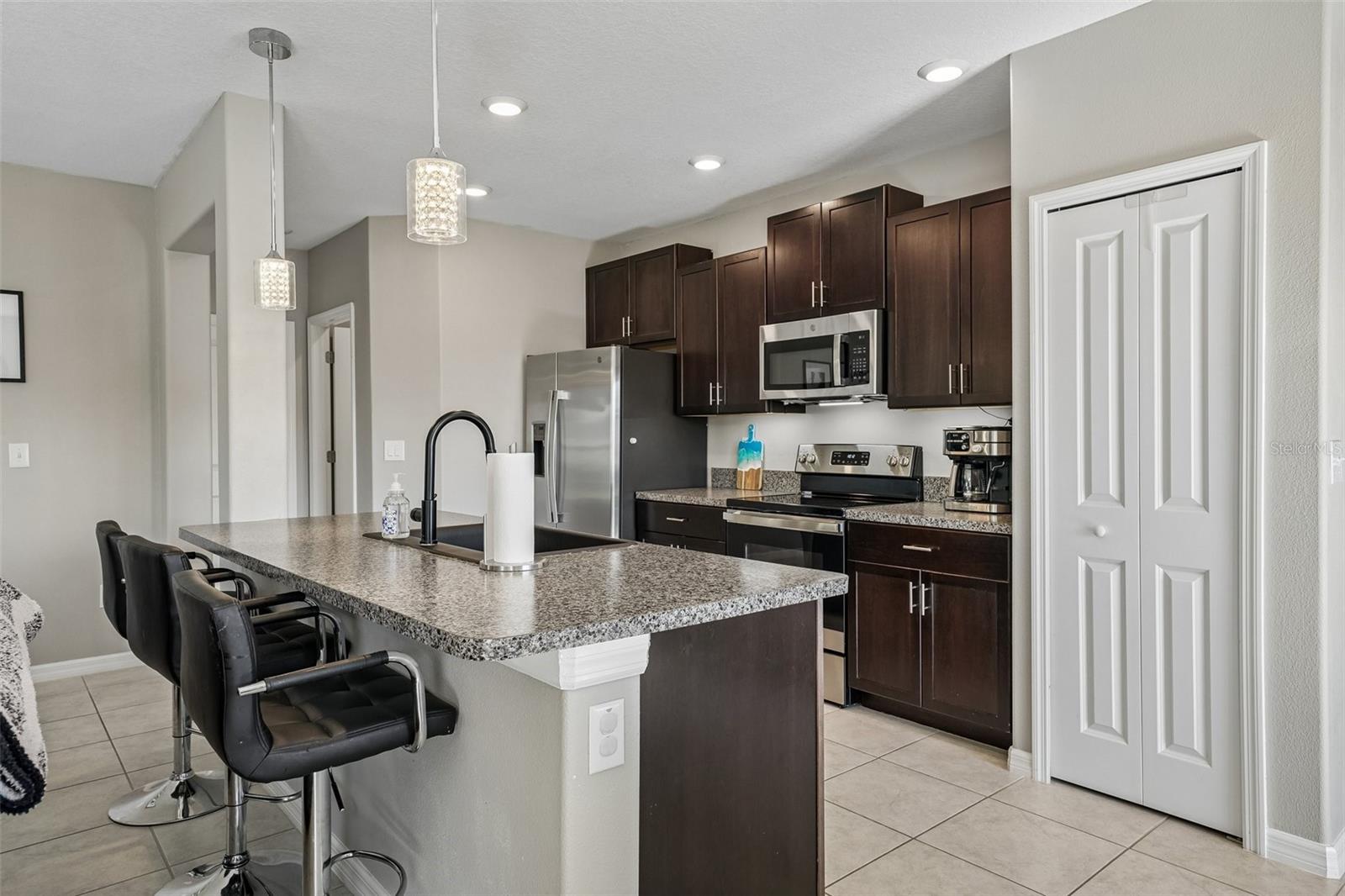 4714 RON EDDIE PL
