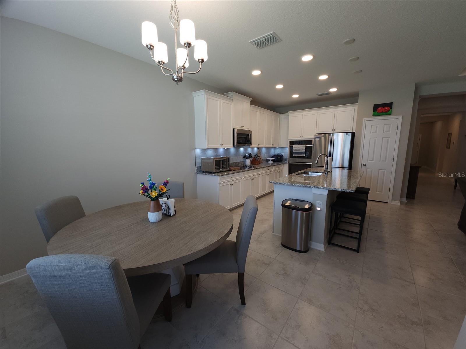 9342 CRESCENT RAY DR
