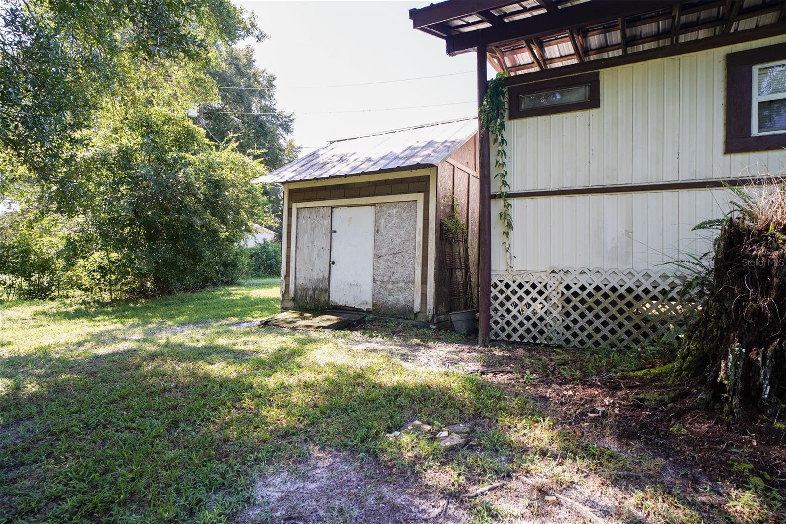 8010 BELCHER LN