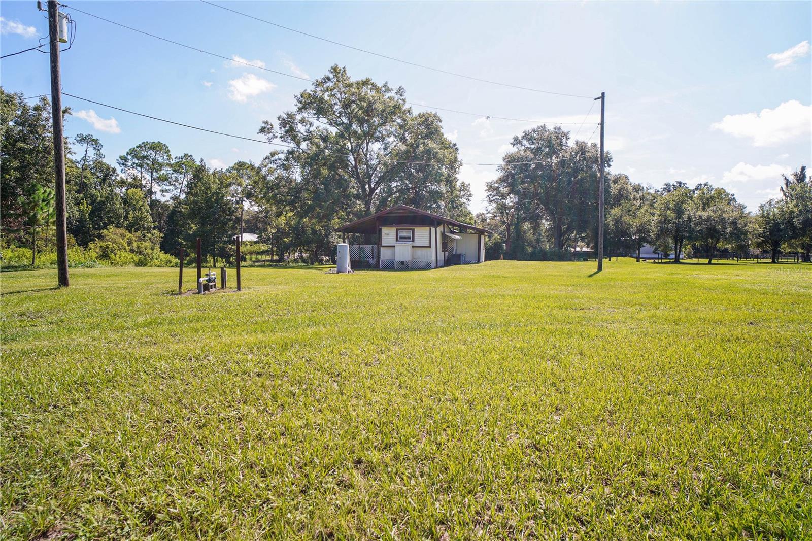 8010 BELCHER LN