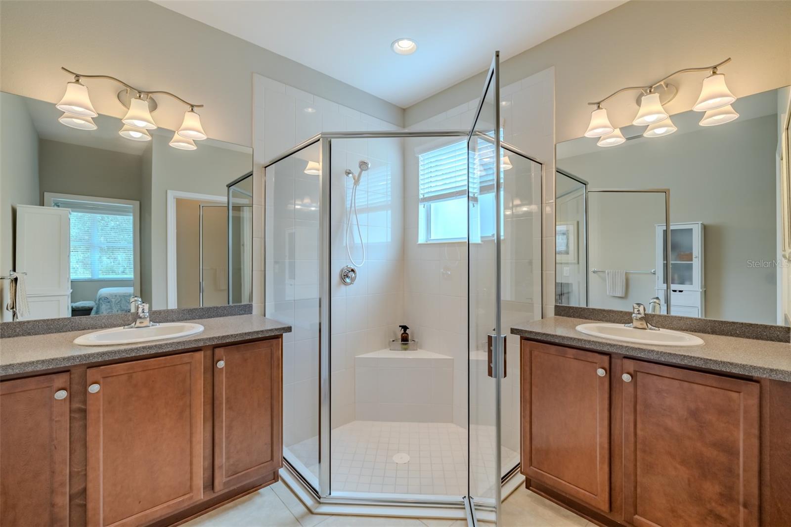 15717 AURORA LAKE CIR