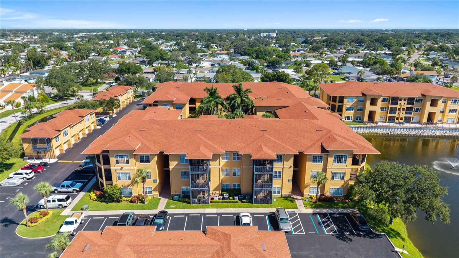 4333 BAYSIDE VILLAGE DR #320
