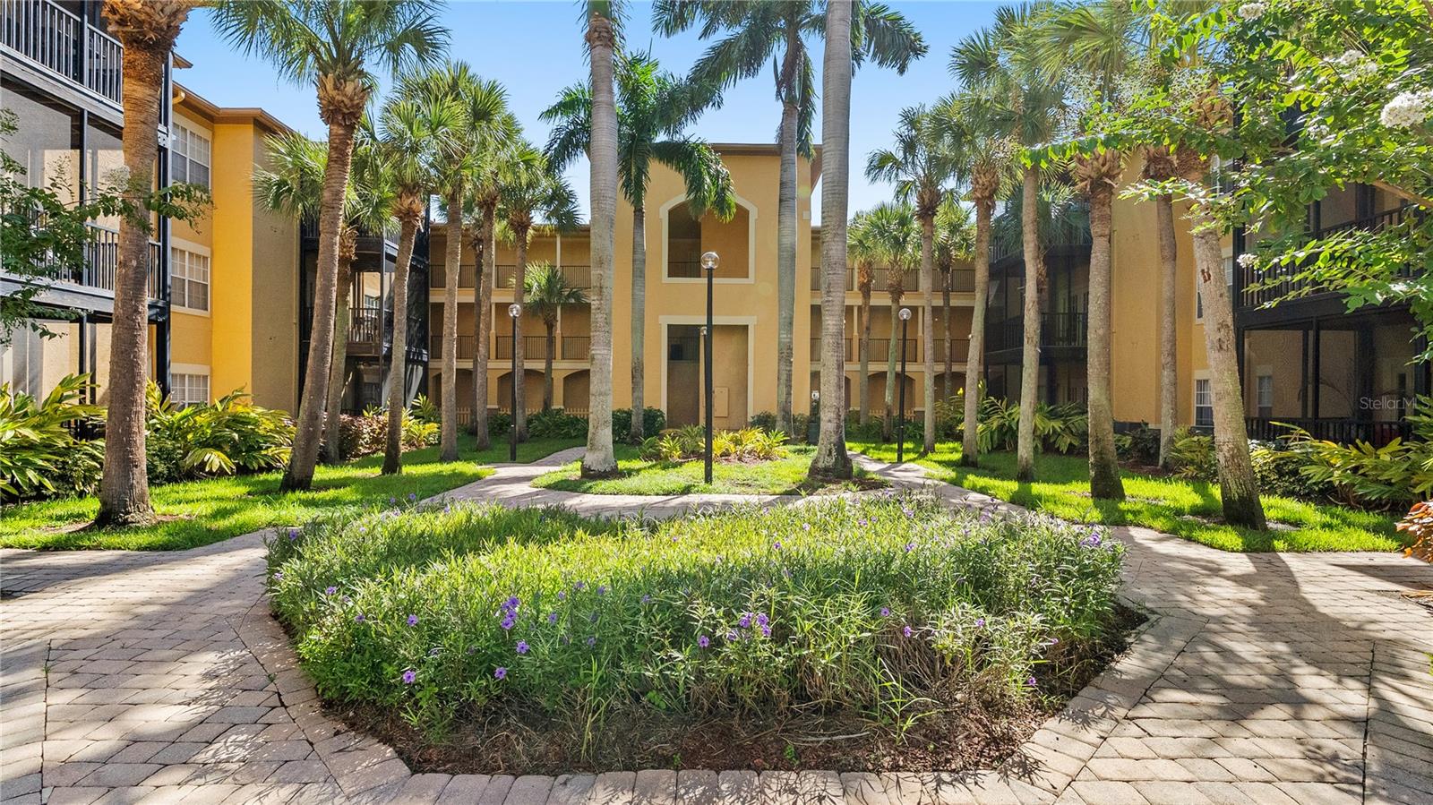 4333 BAYSIDE VILLAGE DR #320