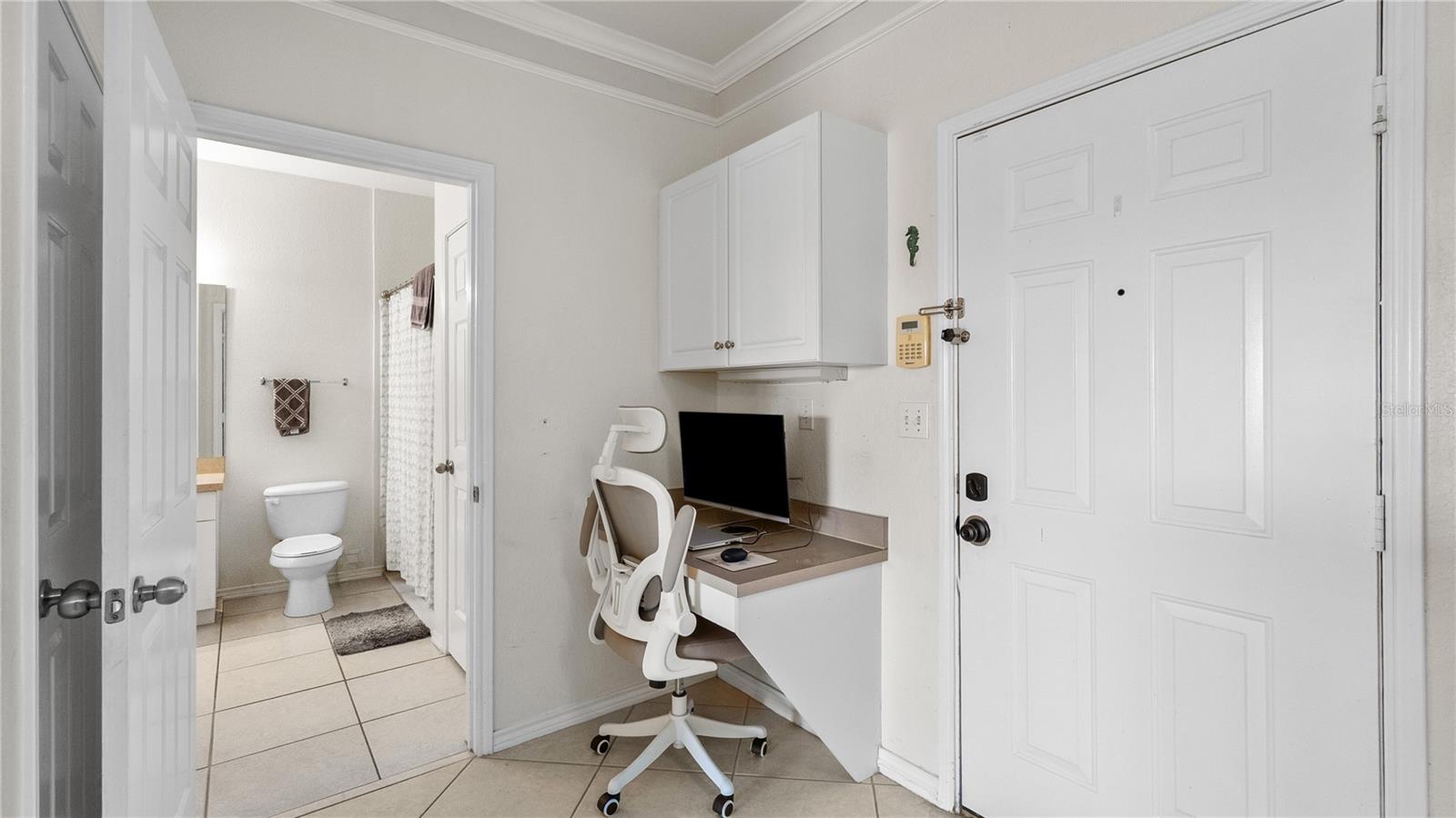 4333 BAYSIDE VILLAGE DR #320
