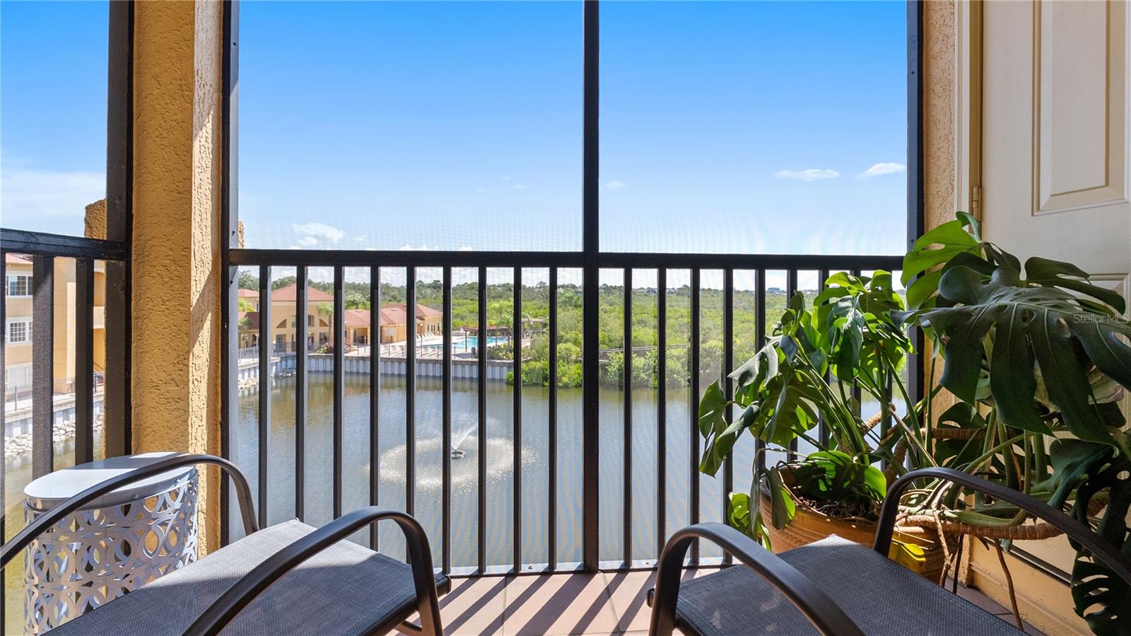 4333 BAYSIDE VILLAGE DR #320