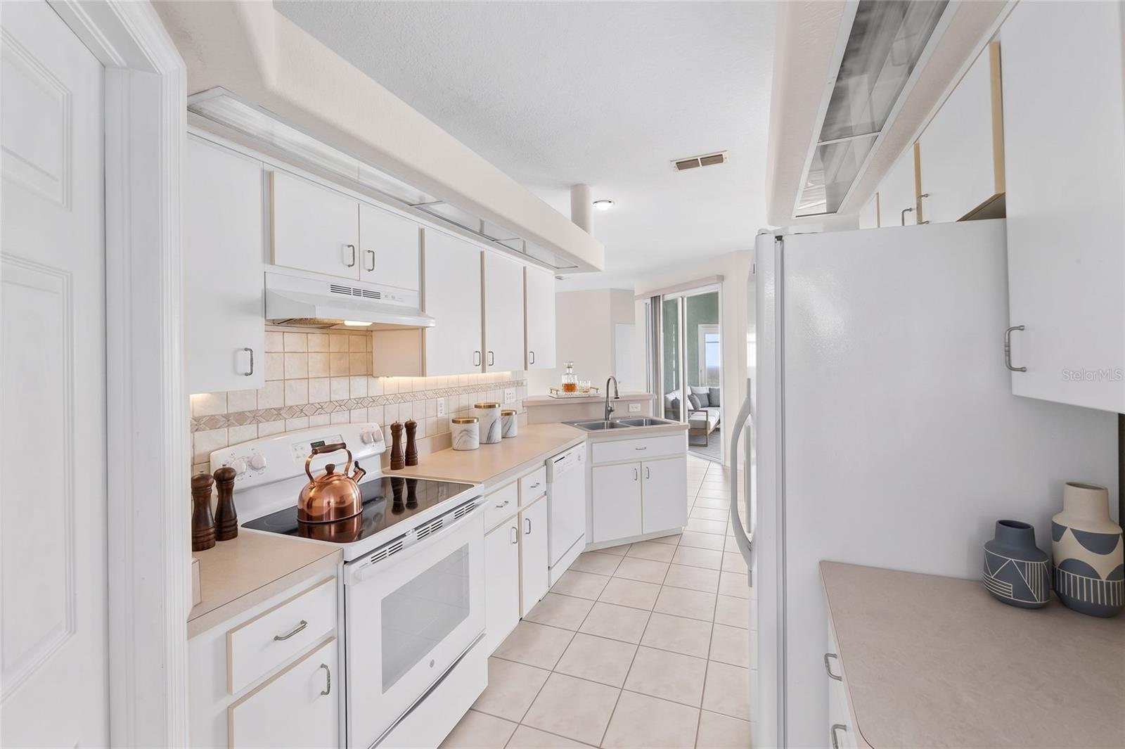 7040 FRASCATI LOOP