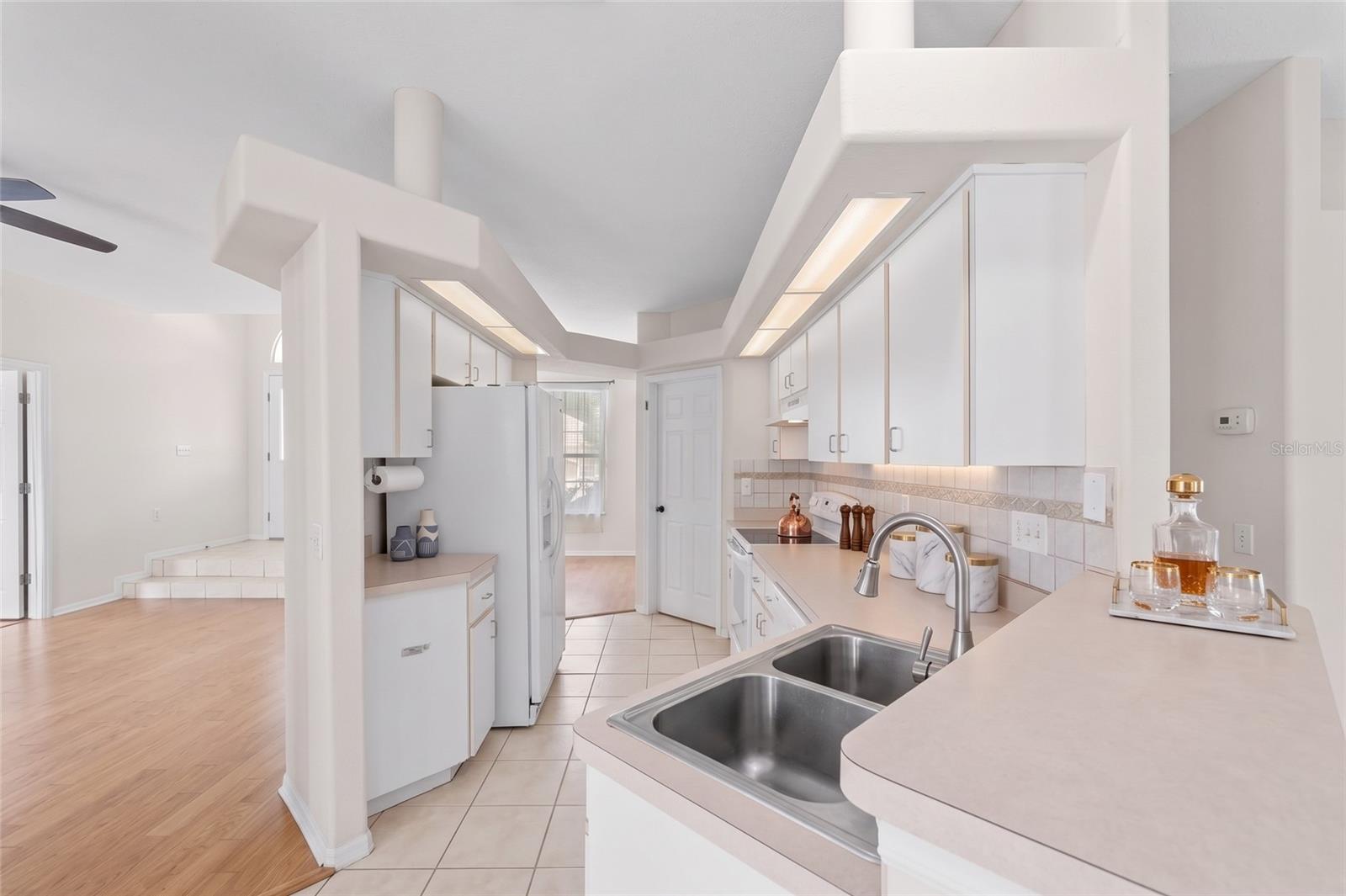 7040 FRASCATI LOOP
