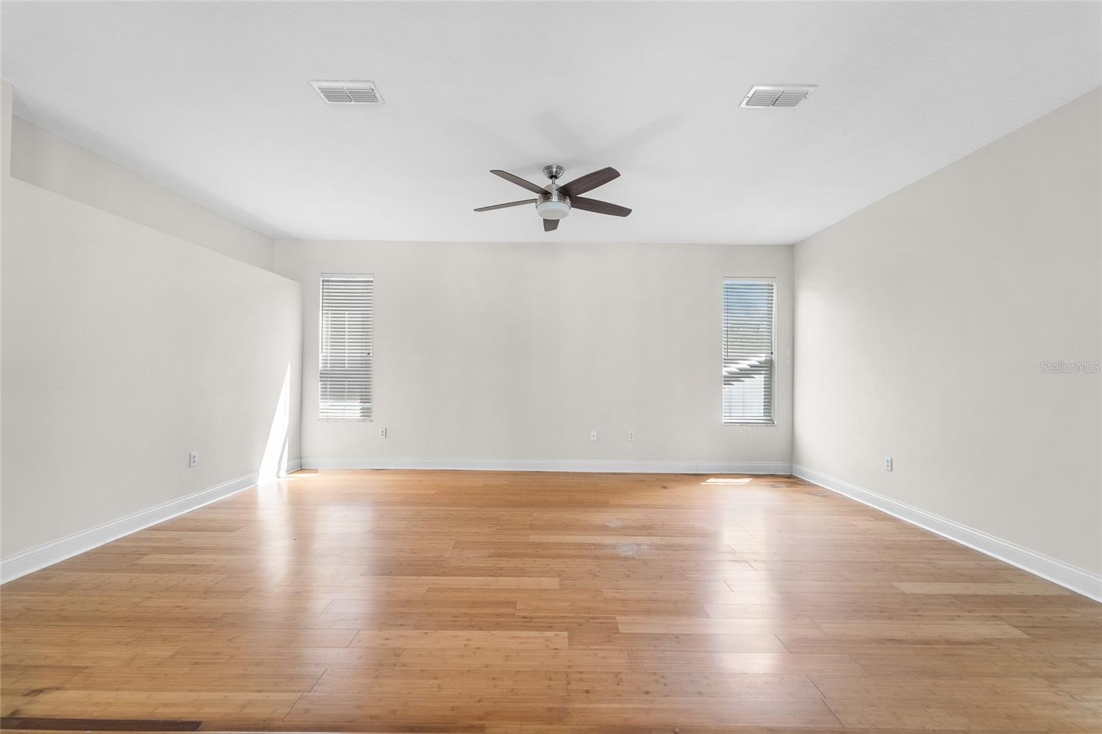 7040 FRASCATI LOOP
