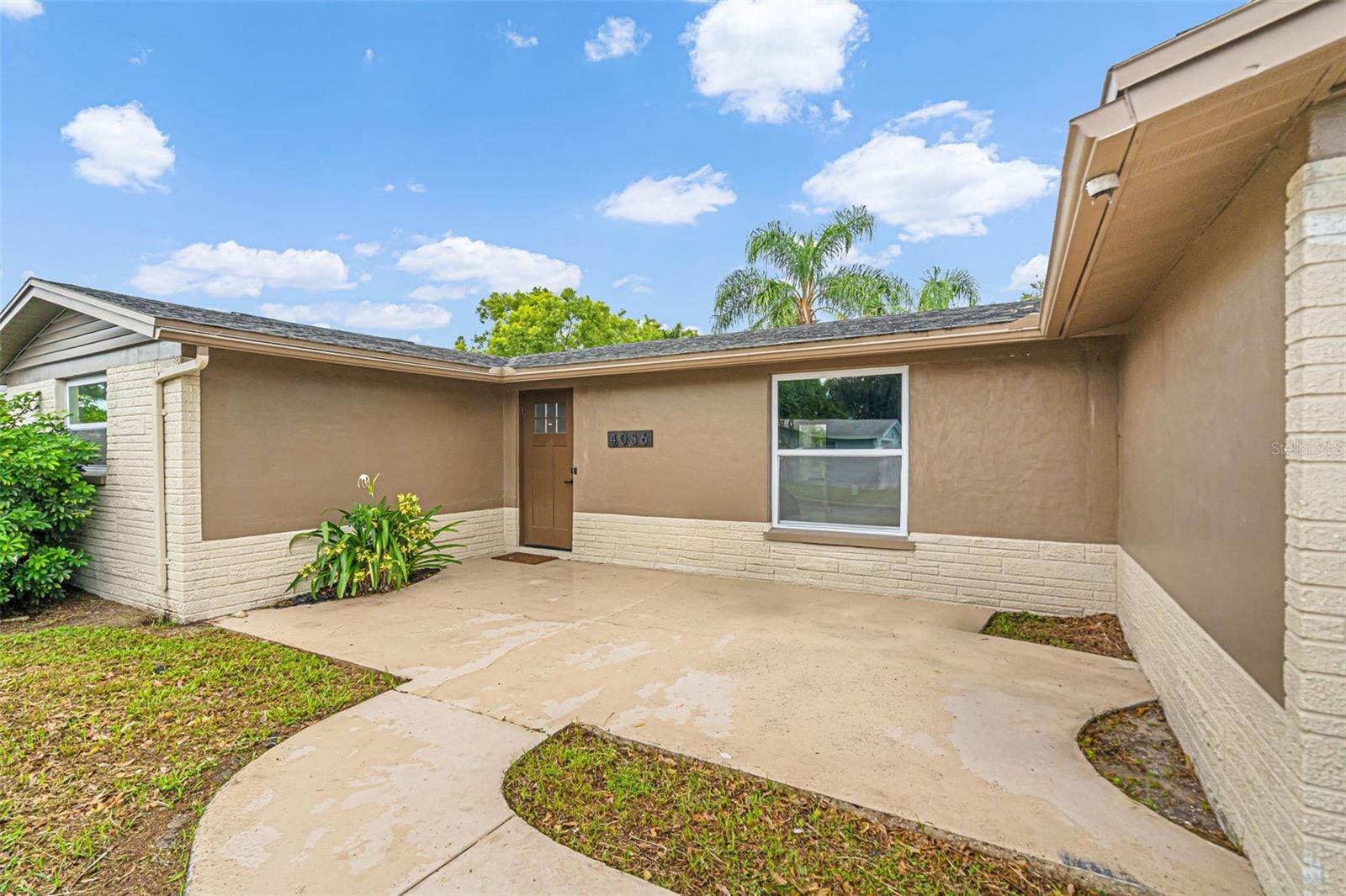 4036 SUNRAY DR