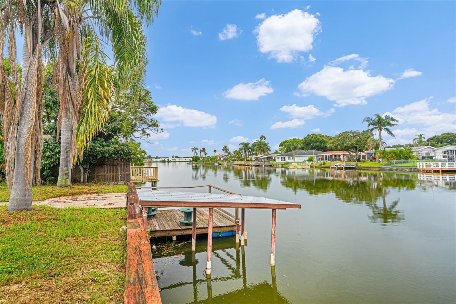 4036 SUNRAY DR